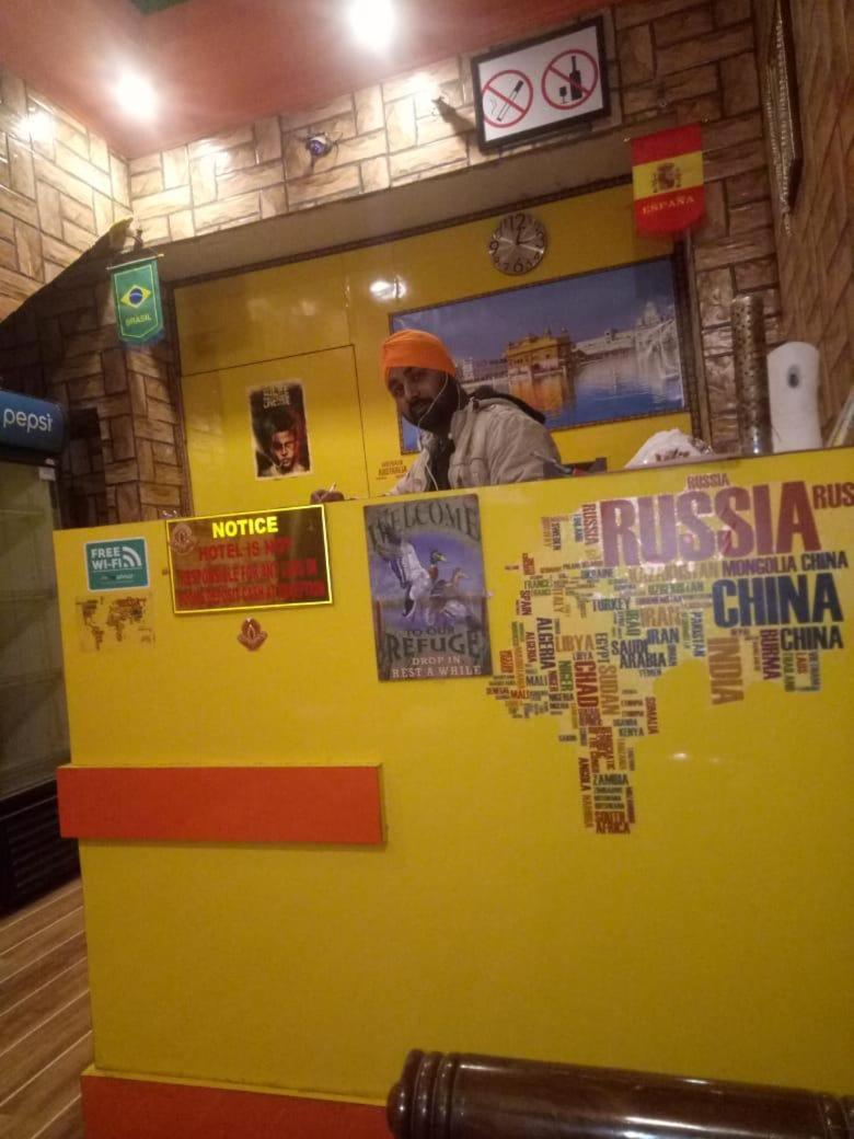 Wow Backpackers Hostels Amritsar Exteriör bild