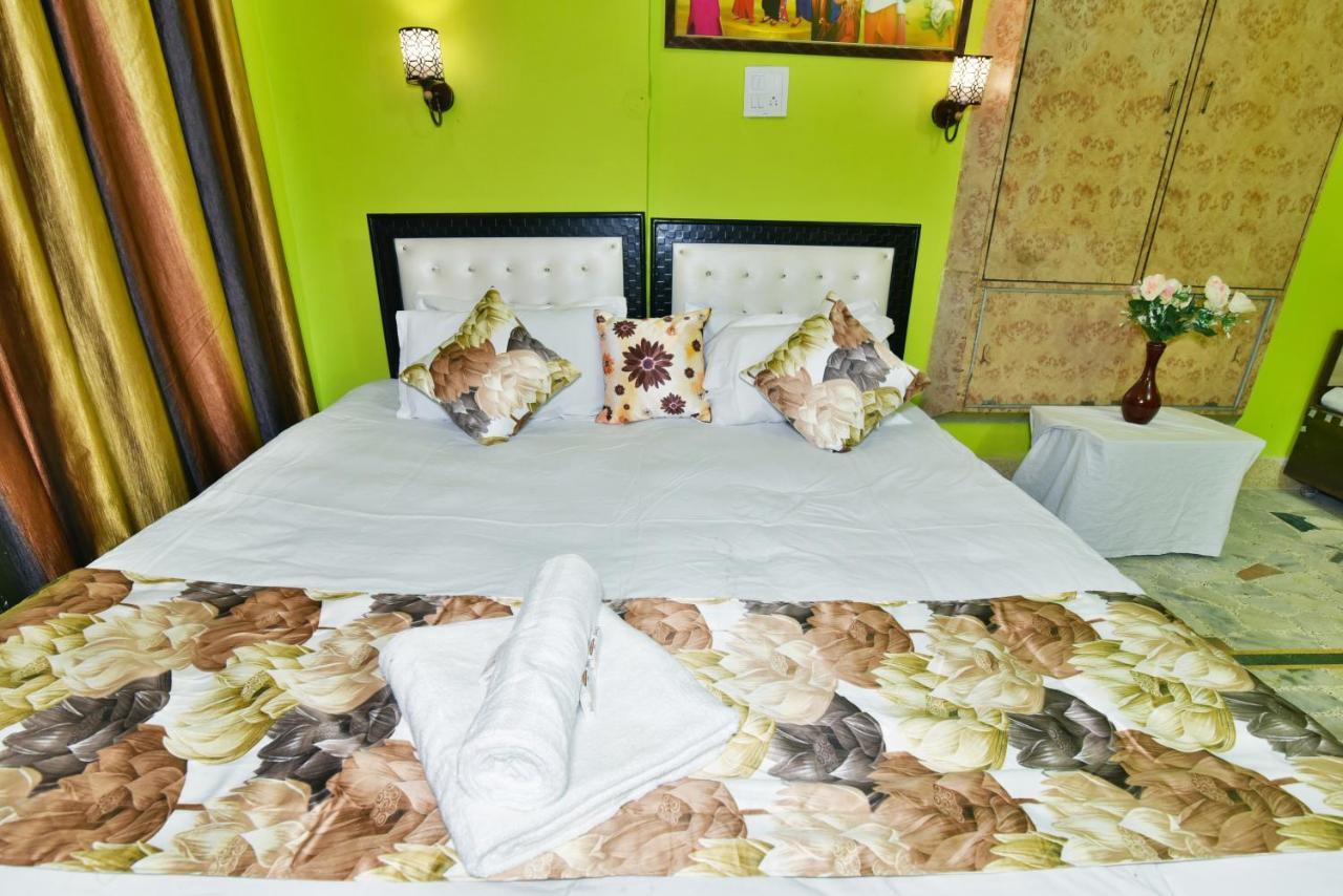 Wow Backpackers Hostels Amritsar Exteriör bild
